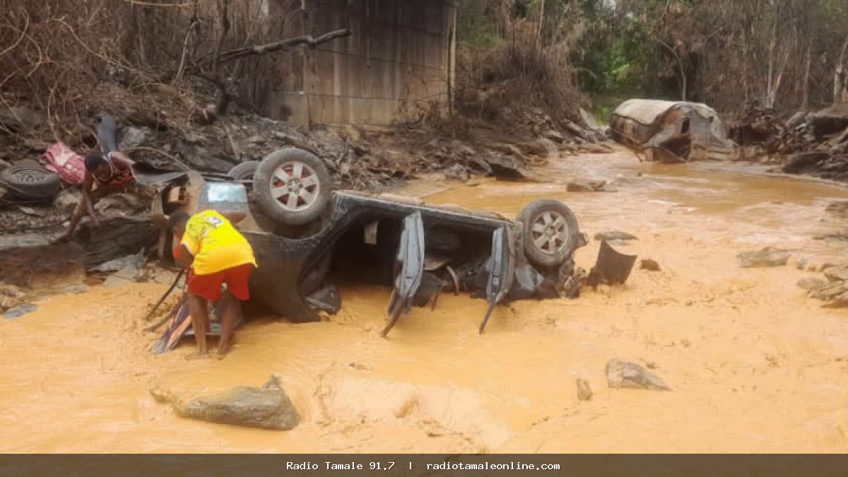 Six injured as Toyota Corolla plunges into Birim river at Biremso