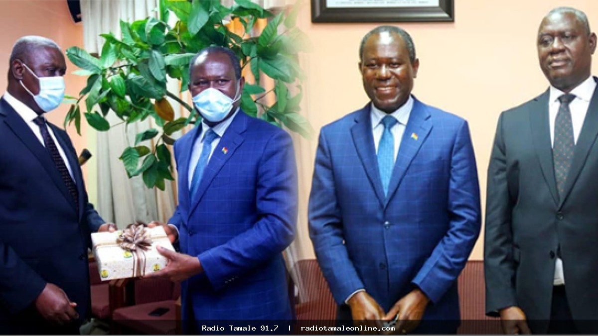 Chief Justice Anin-Yeboah’s 2020 COCOBOD visit & NPP gov’t praise-singing surface